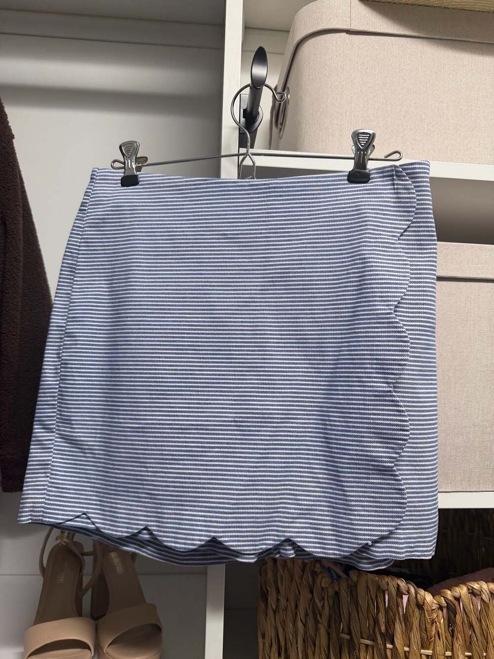Talbots Petite Blue and White Striped Scallop Hem Skort Size 4P